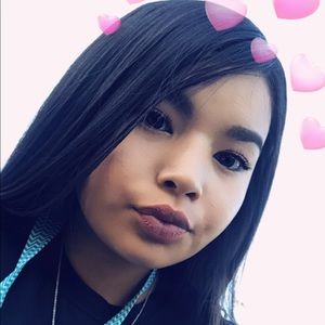 Meet your Posher, Aliana